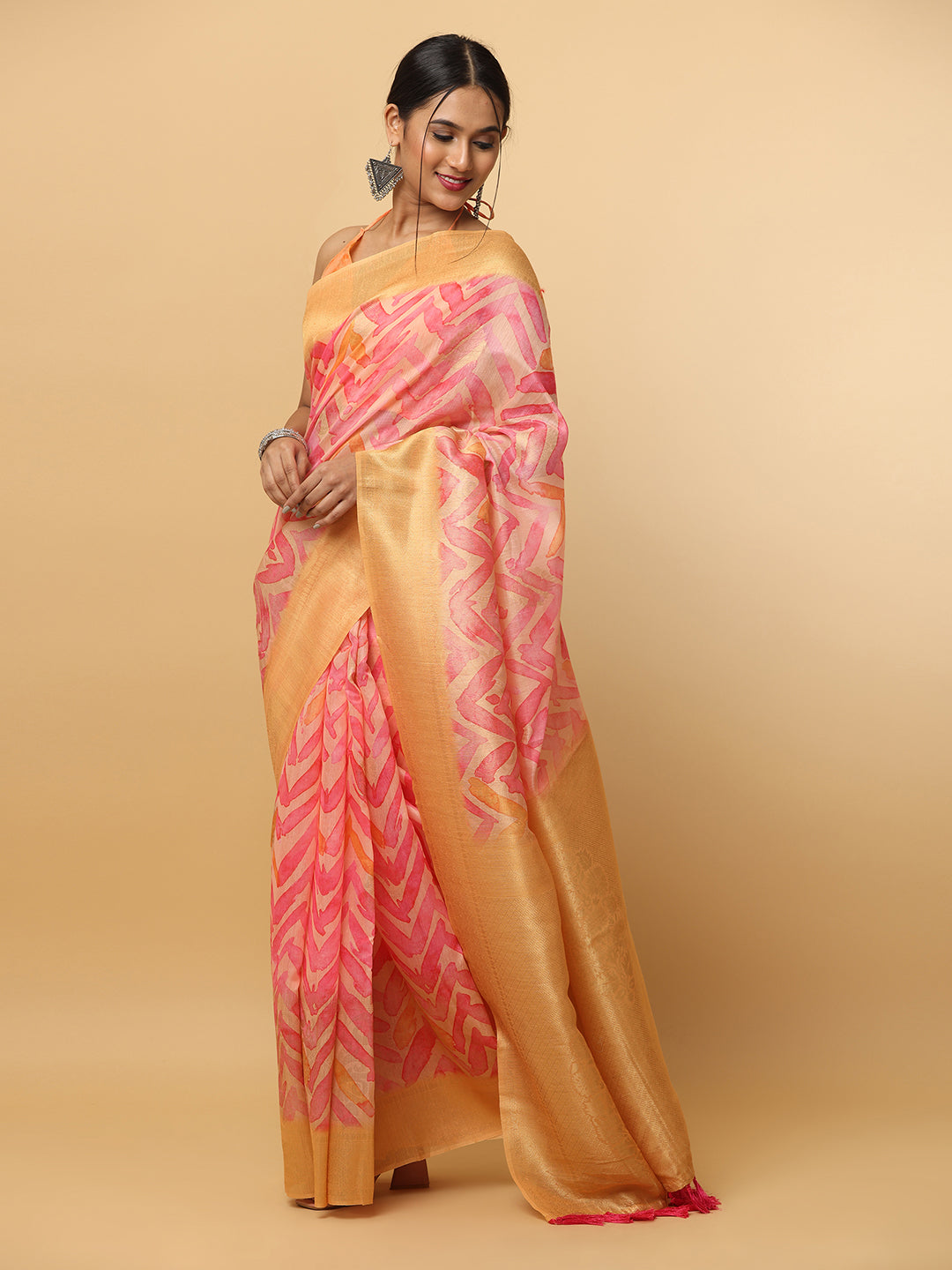 Banarasi Saree - Shop Banarasi Saree For Wedding Online | Me99