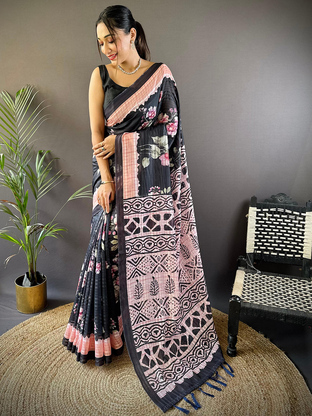 Artisan Bloom Floral Saree