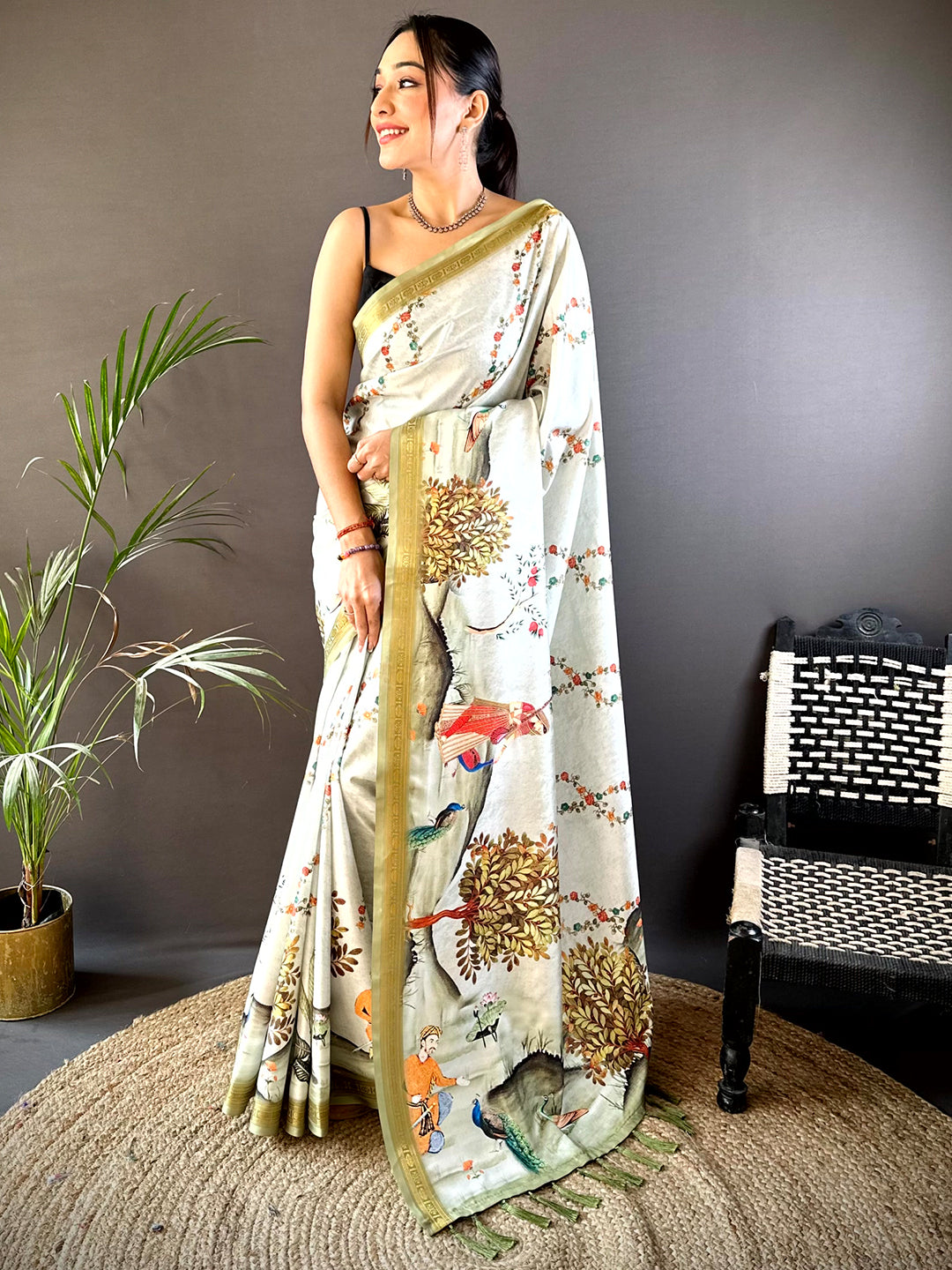 Green Soft Silk Bird Kalamkari Print Saree