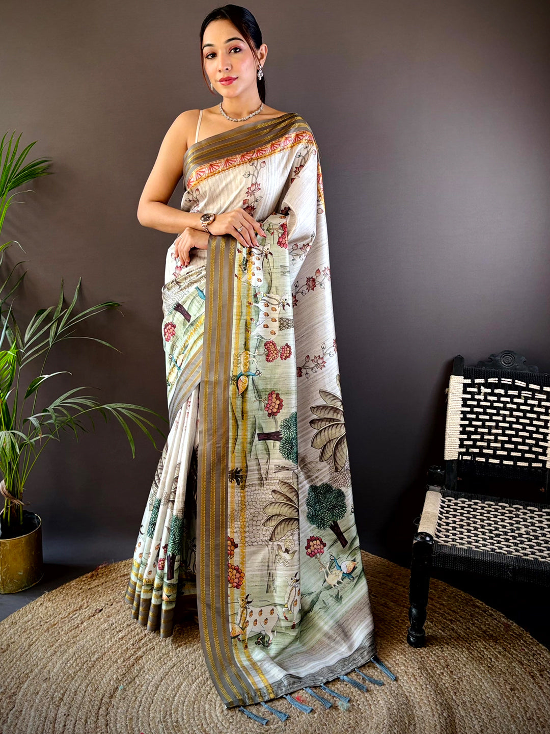 Elegant Soft Silk Green Pichwai Prints Saree