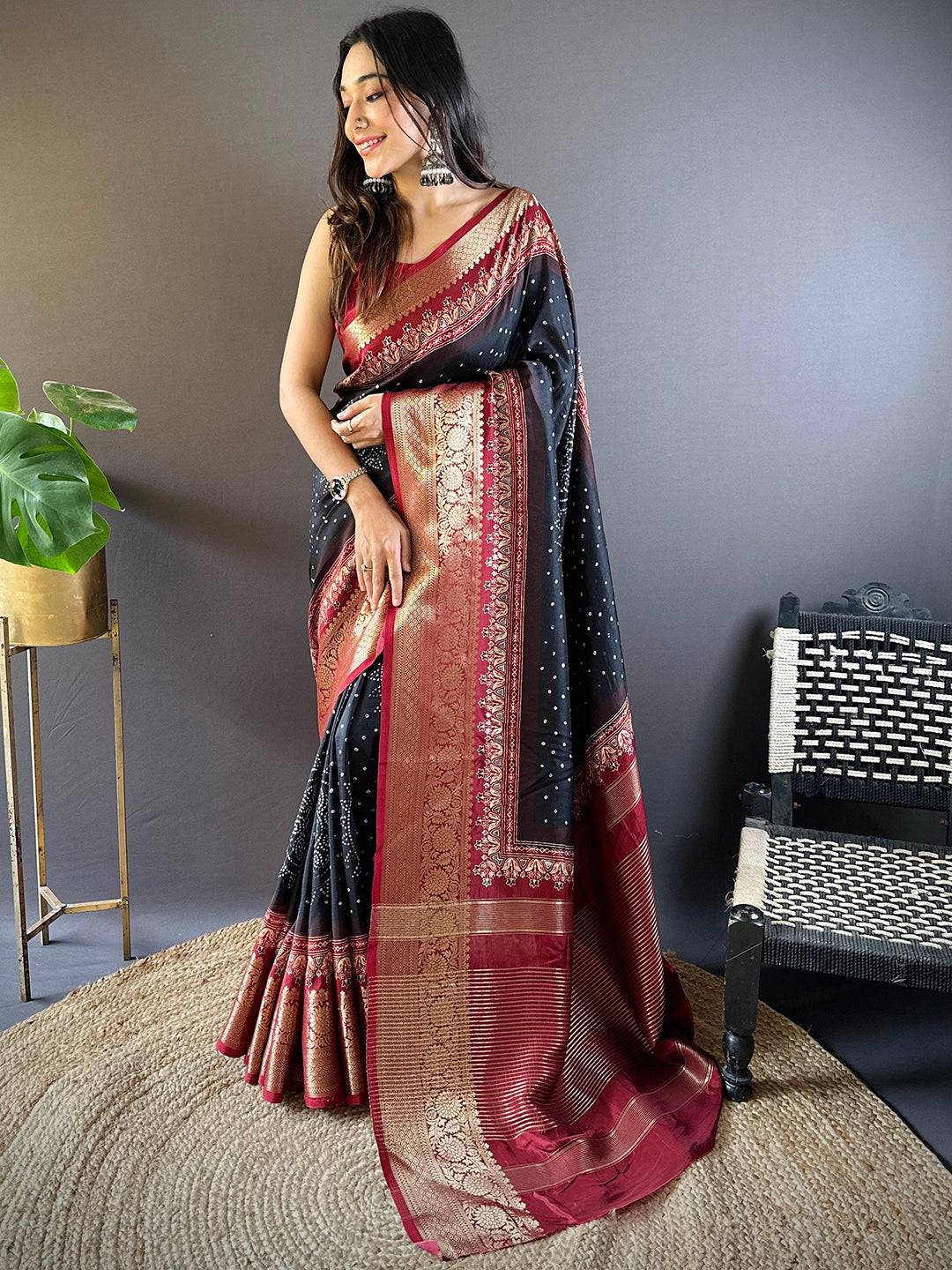 Black Graceful Bandhej Silk Saree Vastranand Online