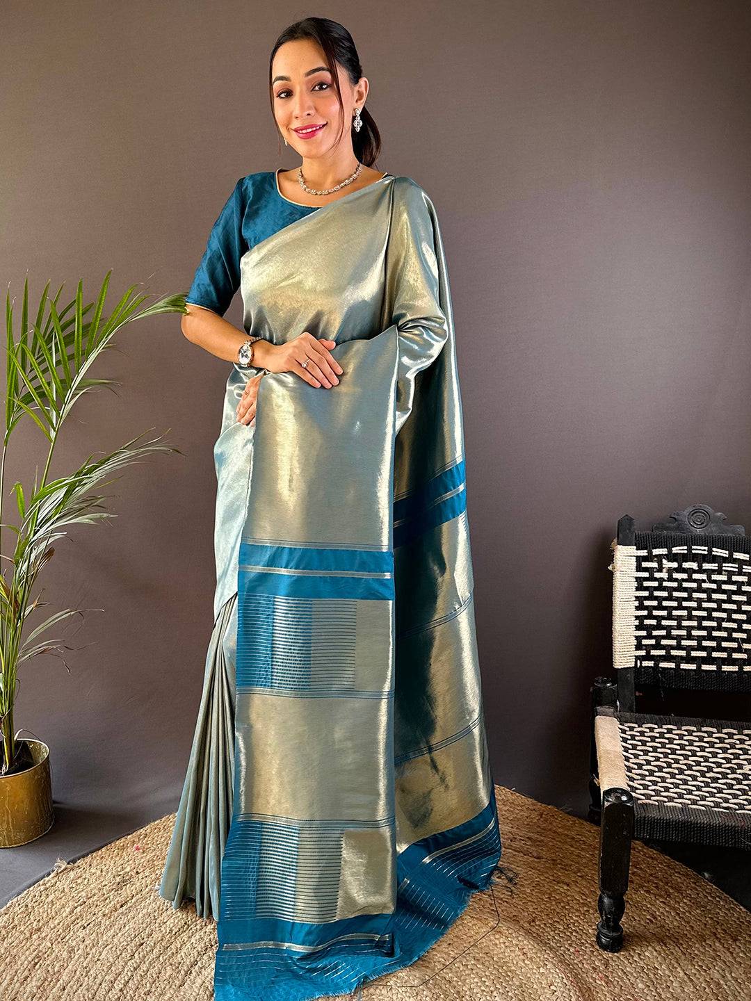 Teal Elegance Kanjivaram Saree