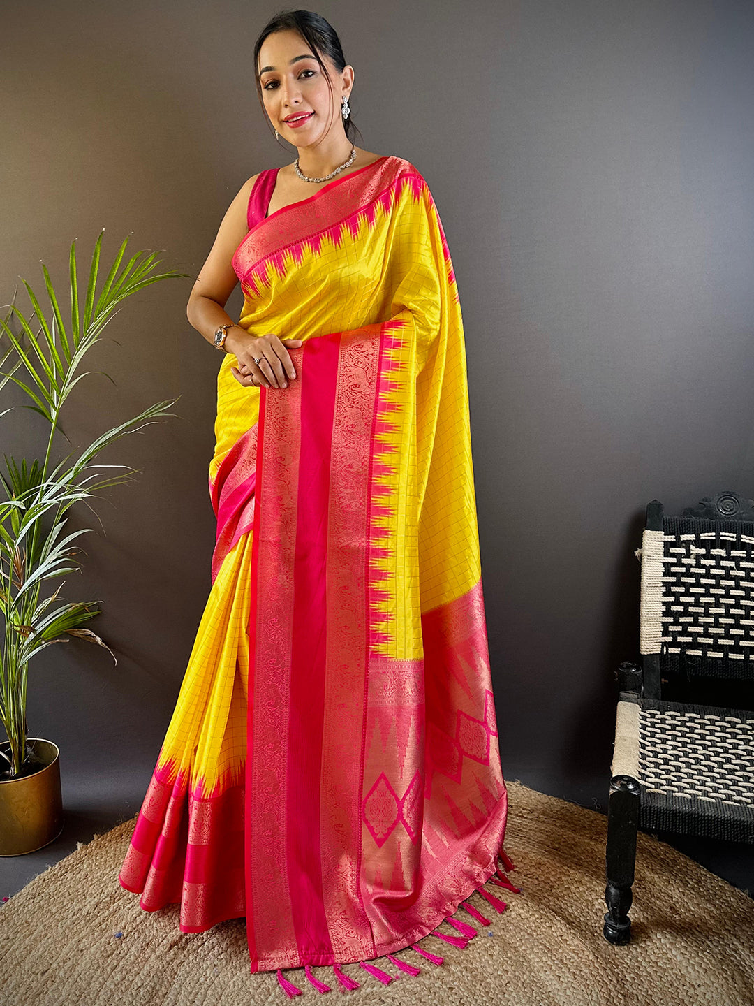 Soft Silk Gadwal Zari Weaving Saree