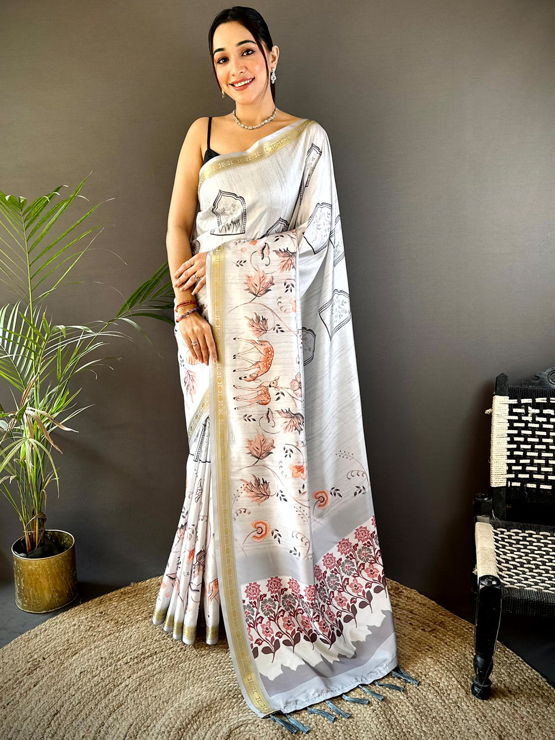 Grey Forest Phulkari Kalamkari Print Saree