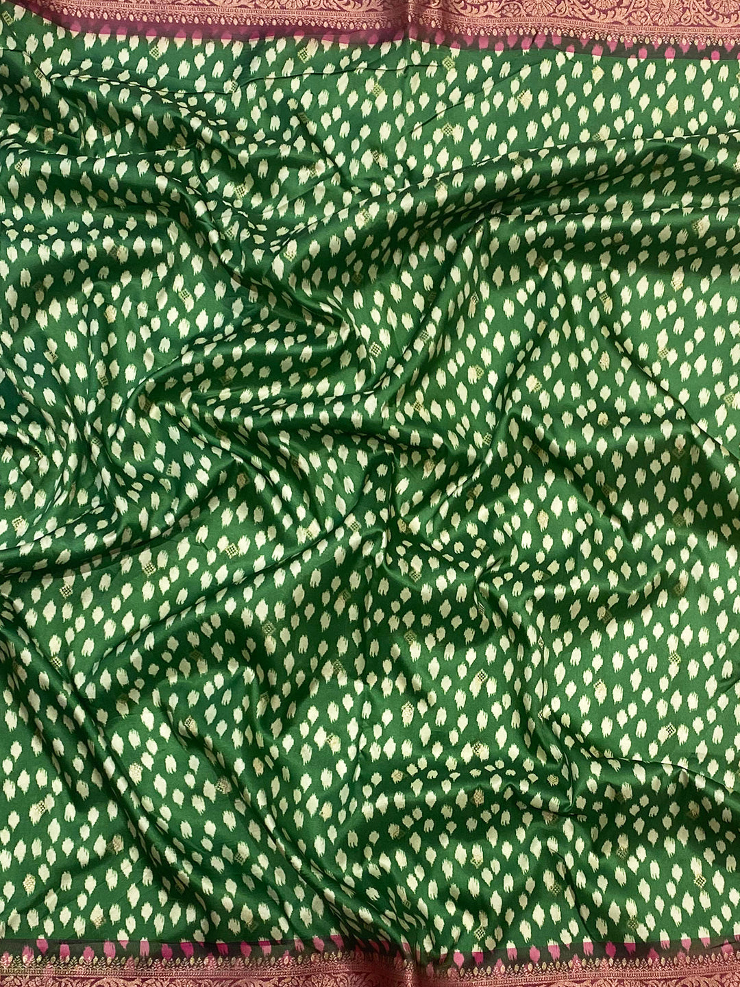 Green patterned fabric with pink border, Banarasi silk saree