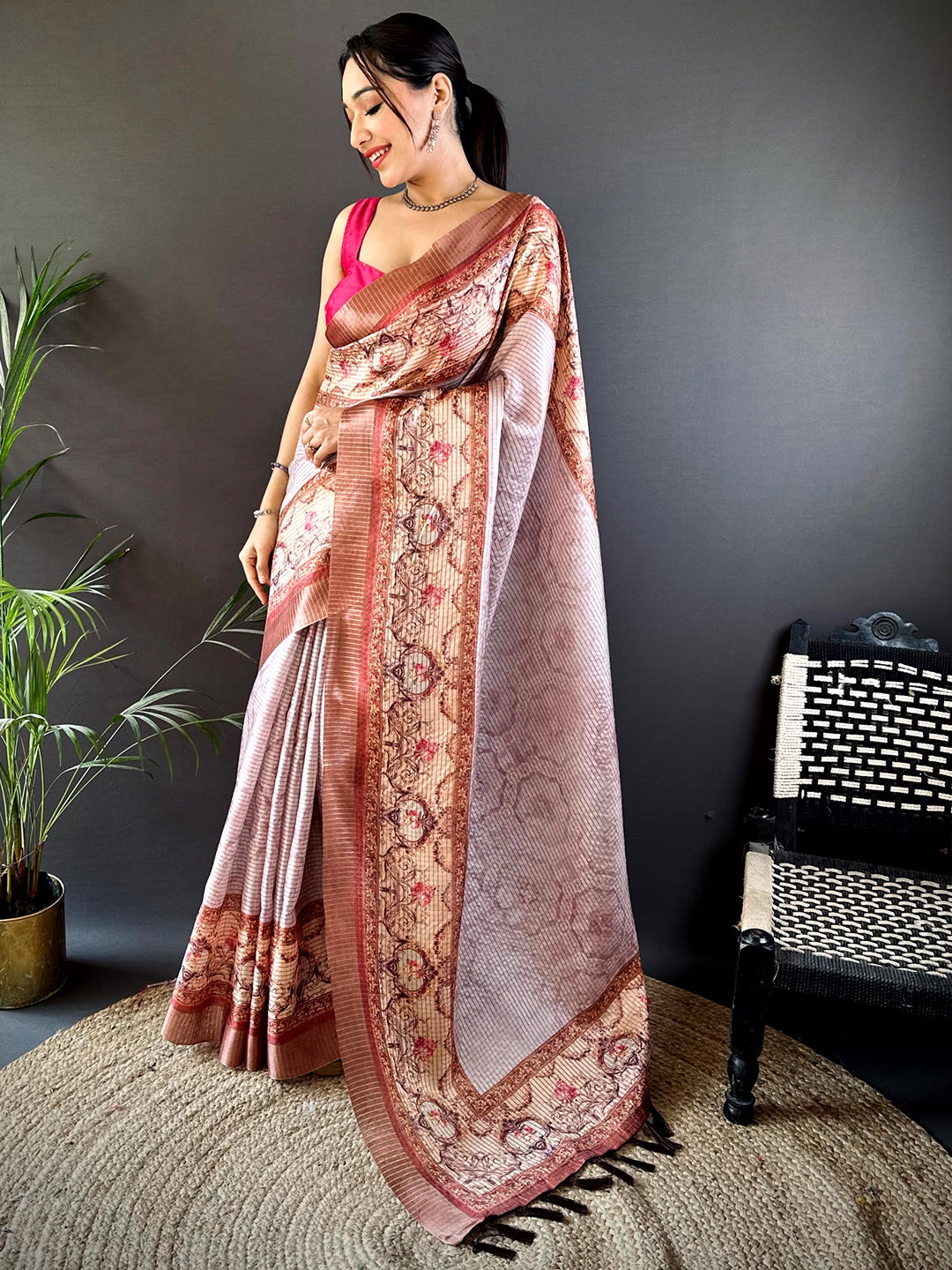 Graceful Light Pink Soft Silk Chex Saree