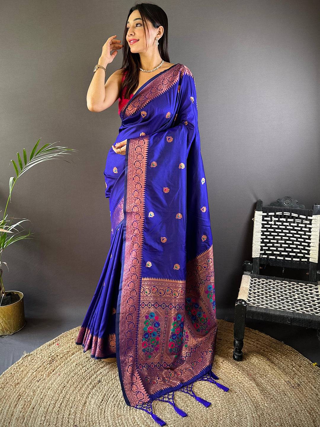 Purple Soft Silk Coppar Zari Weaving Saree