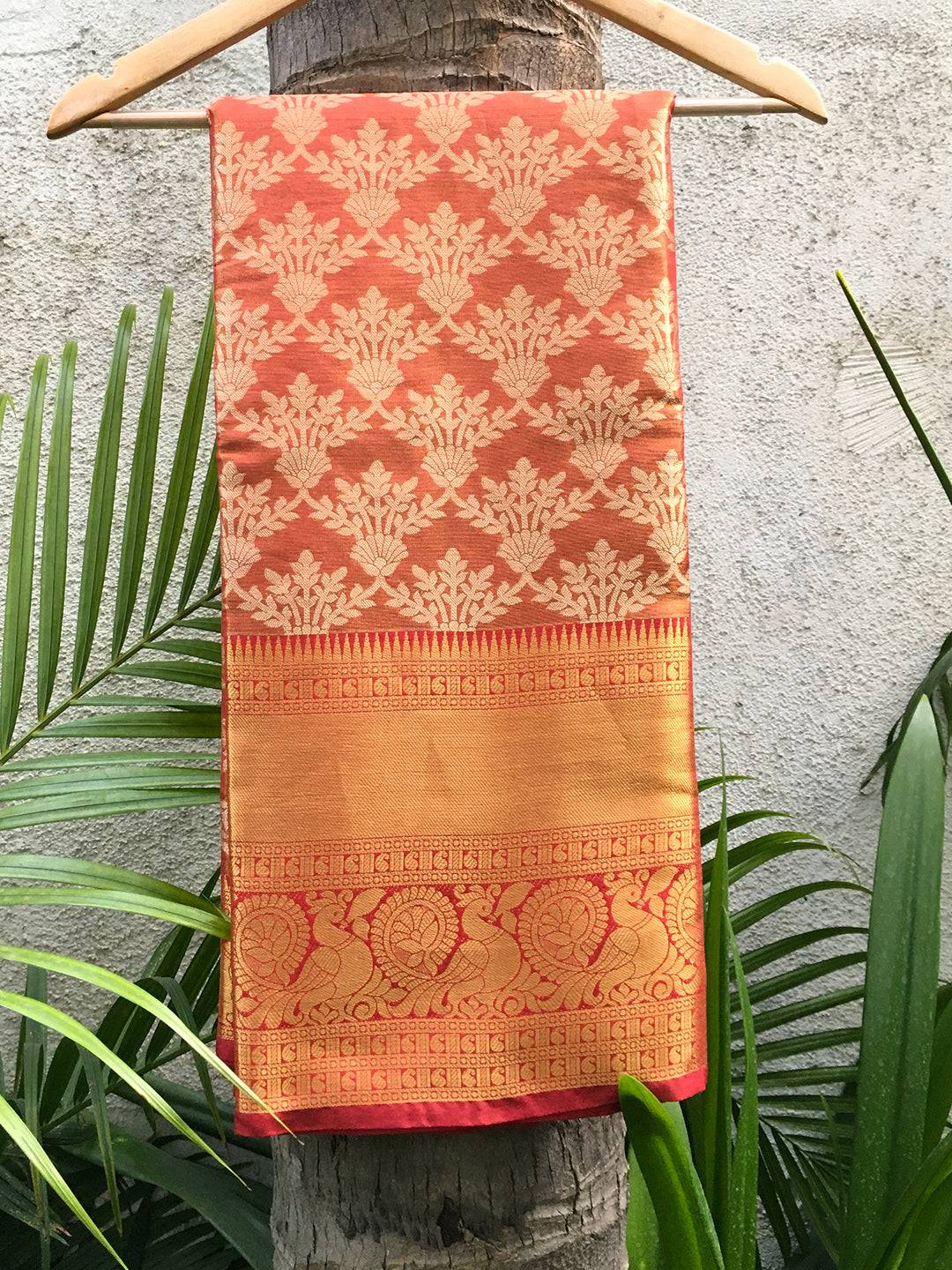 One Gram Gold Tissue Kanjivaram Soft Silk Saree with motifs