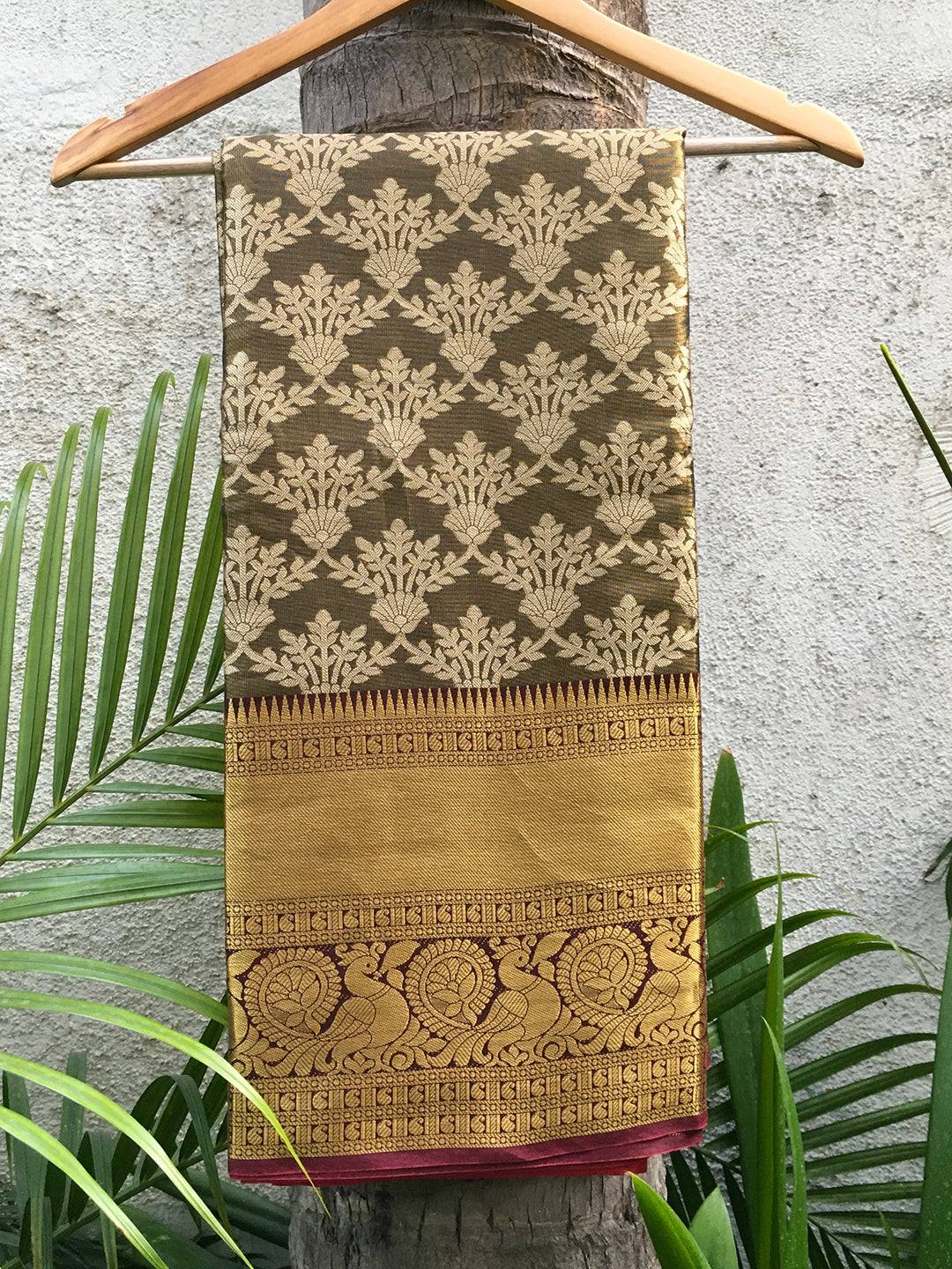 One Gram Gold Tissue Kanjivaram Soft Silk Saree with intricate motifs