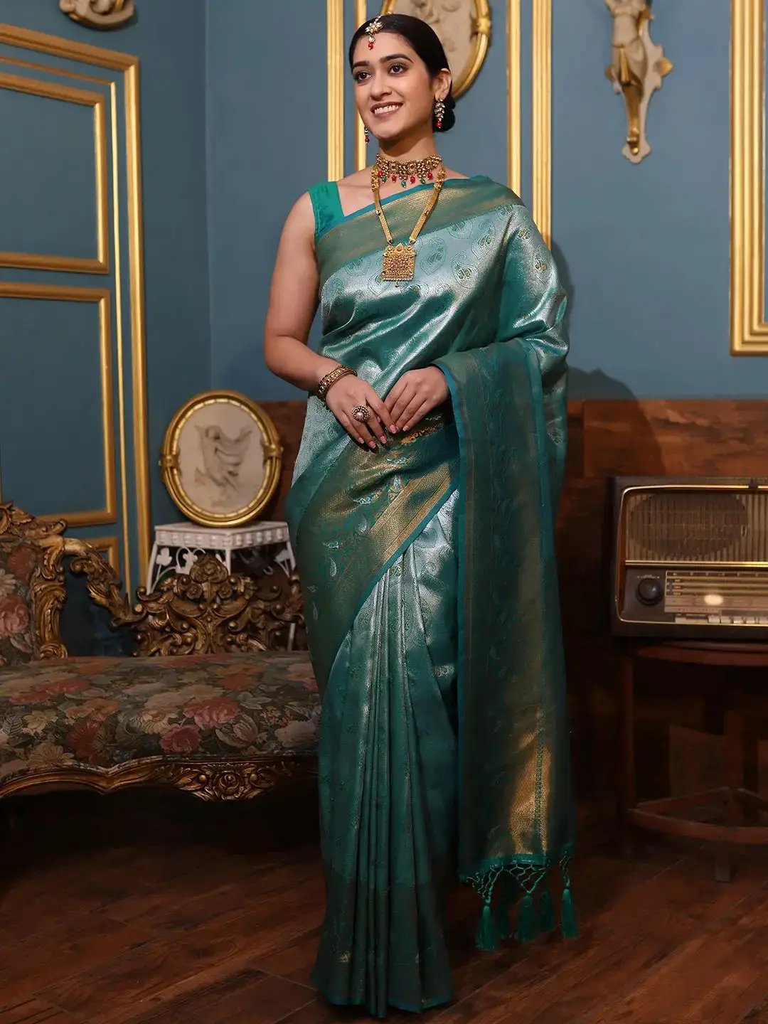 Kanjivaram Silk Saree With Zari Work