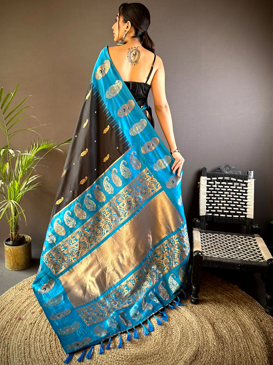 Balck Mango Butti Soft Silk Saree