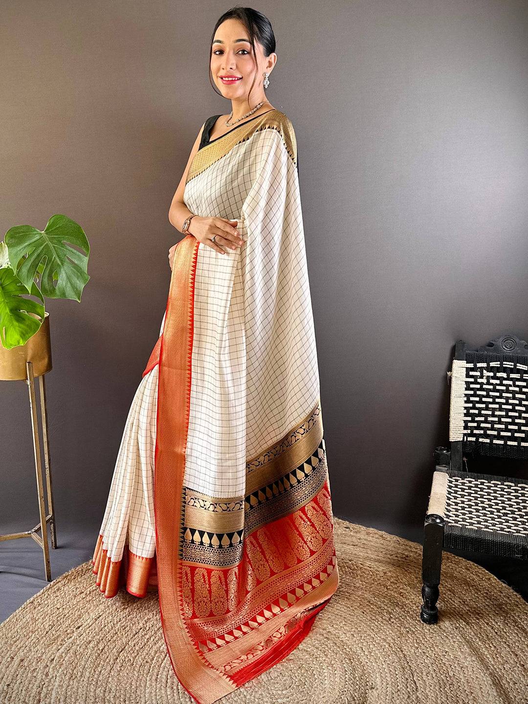 White Lily Viscose Dola Silk Saree