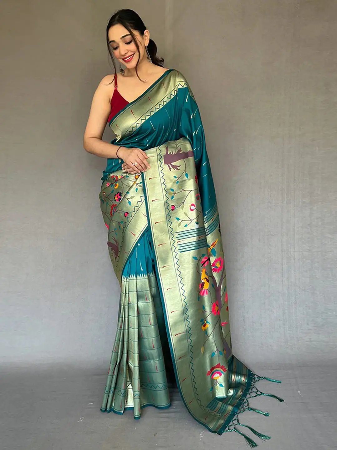 Party Wear Ladies Big Border Pochampally Silk Sarees, 5.5 m (separate  blouse piece) at Rs 3500 in East Godavari
