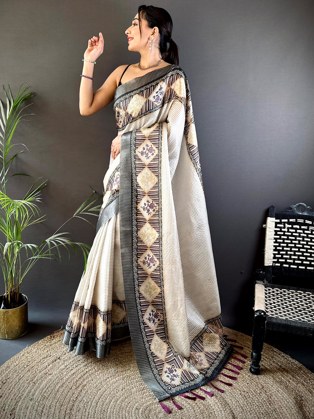 Grey Soft Silk Floral Digital Saree