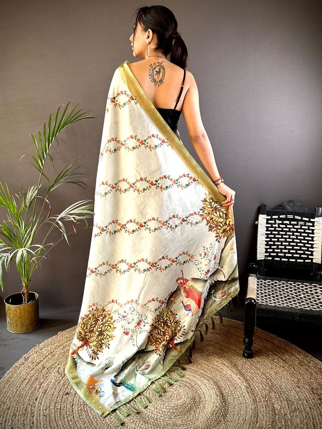 Green Soft Silk Bird Kalamkari Print Saree