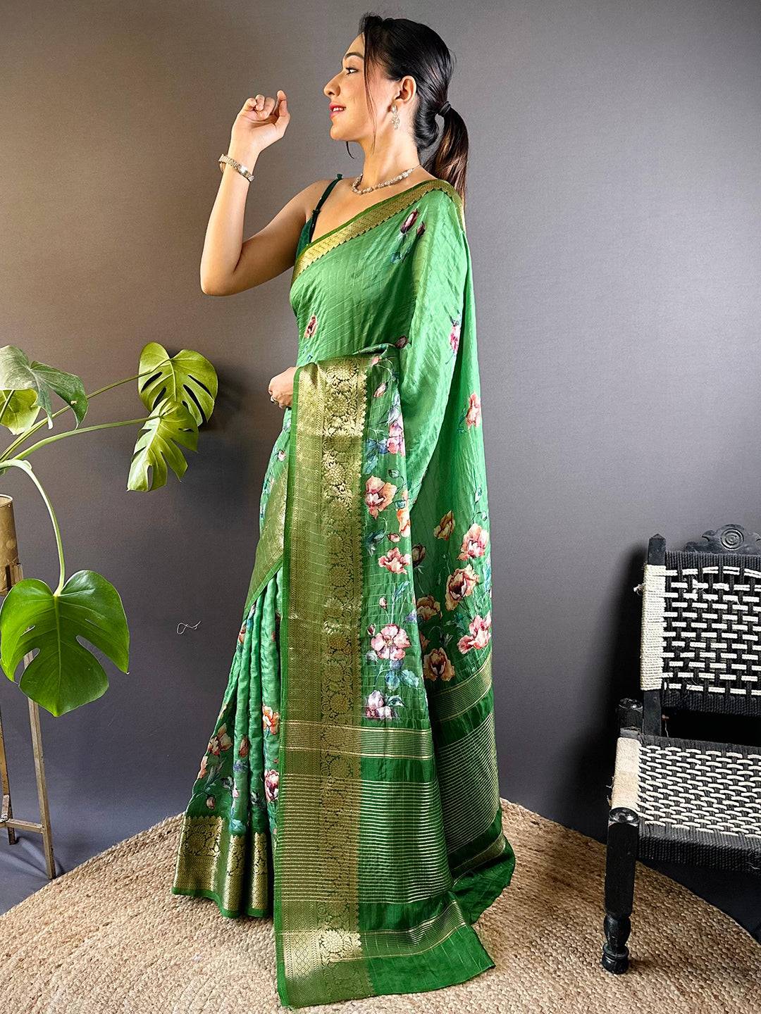 Green Floral Zari Chex Saree