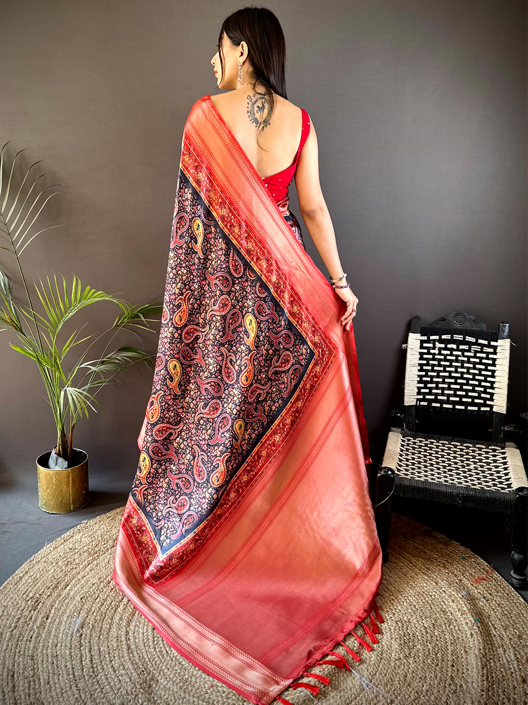 Black Mughal Kalamkari Print Pashmina Saree
