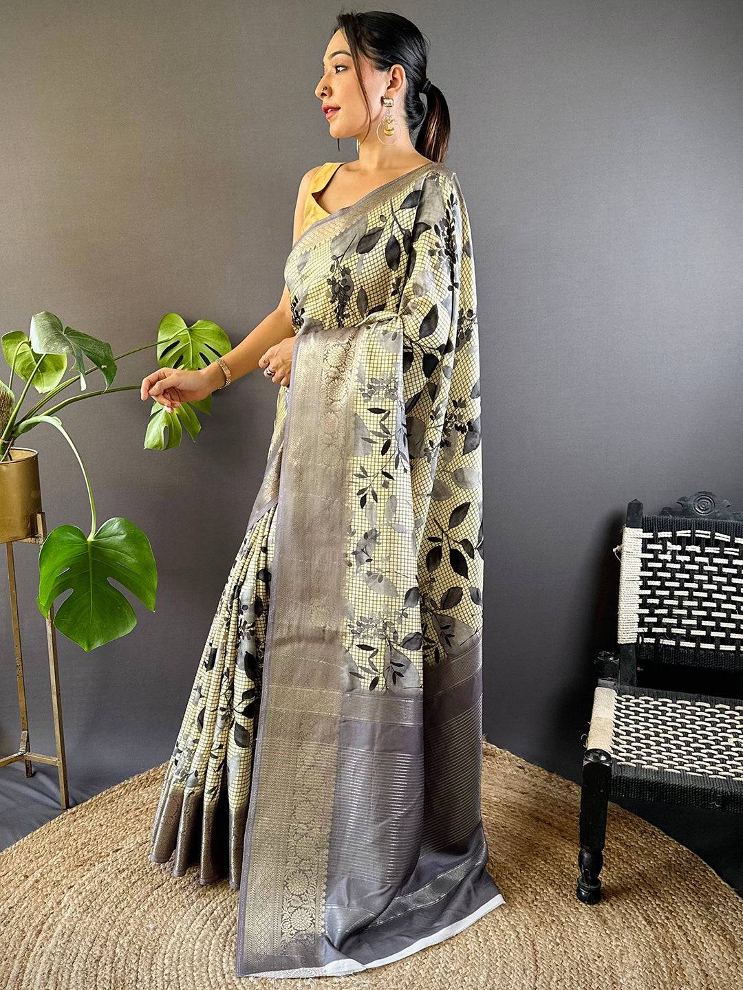 Leaf And Check Grey Viscose Saree