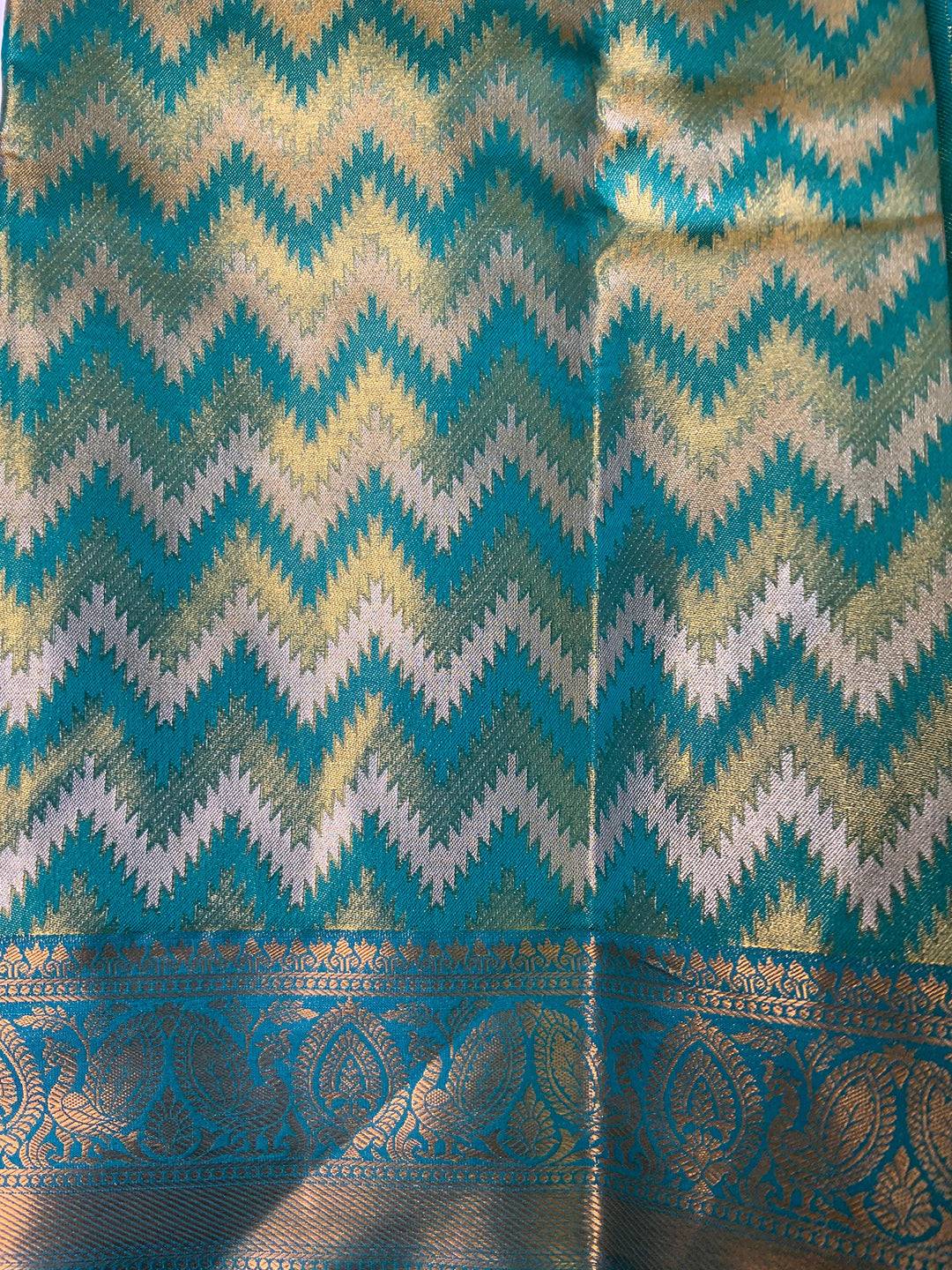 Vibrant Rama Zigzag Chevron Saree