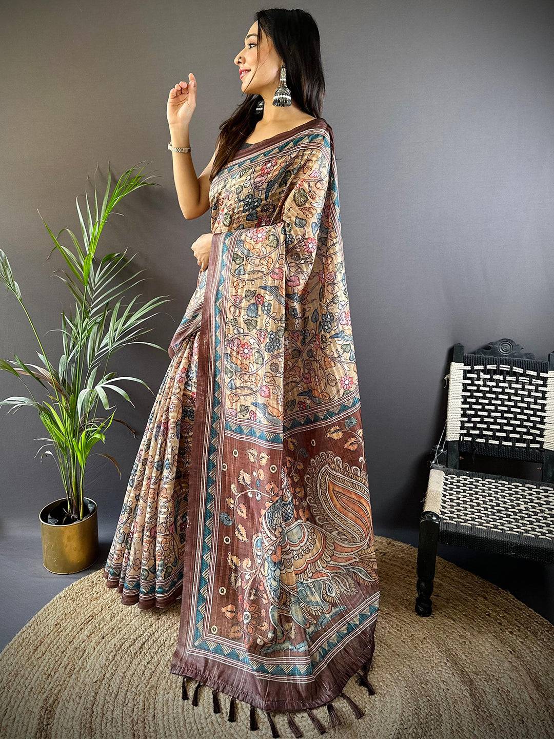 Beige Kalamkari Stripes Chanderi Saree