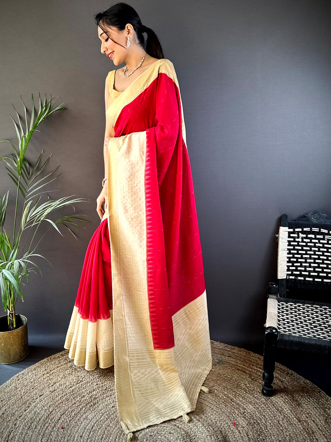 Red Zari Pallu Cotton Viscose Saree