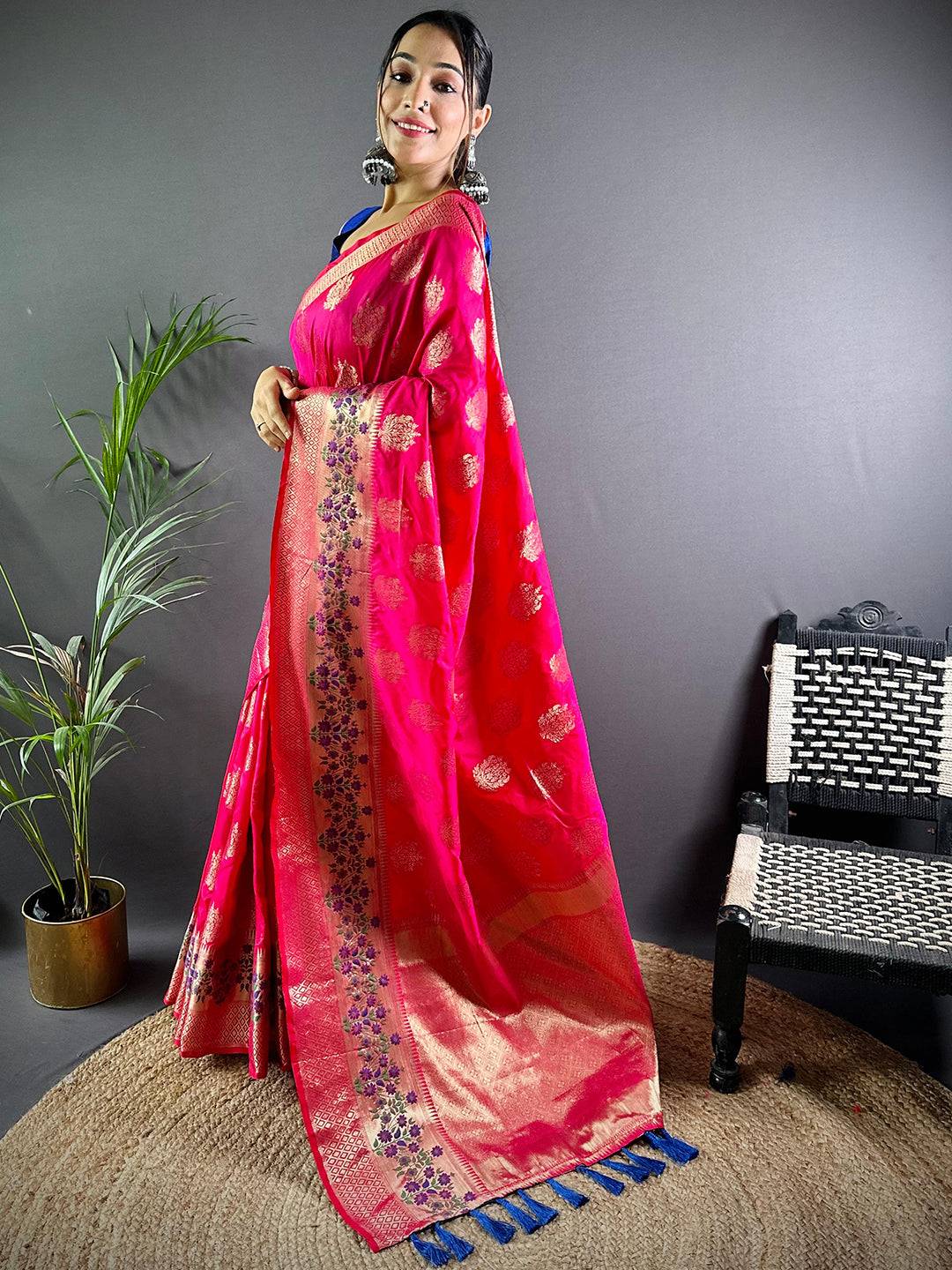 Golden Bloom Banarasi Elegance Saree