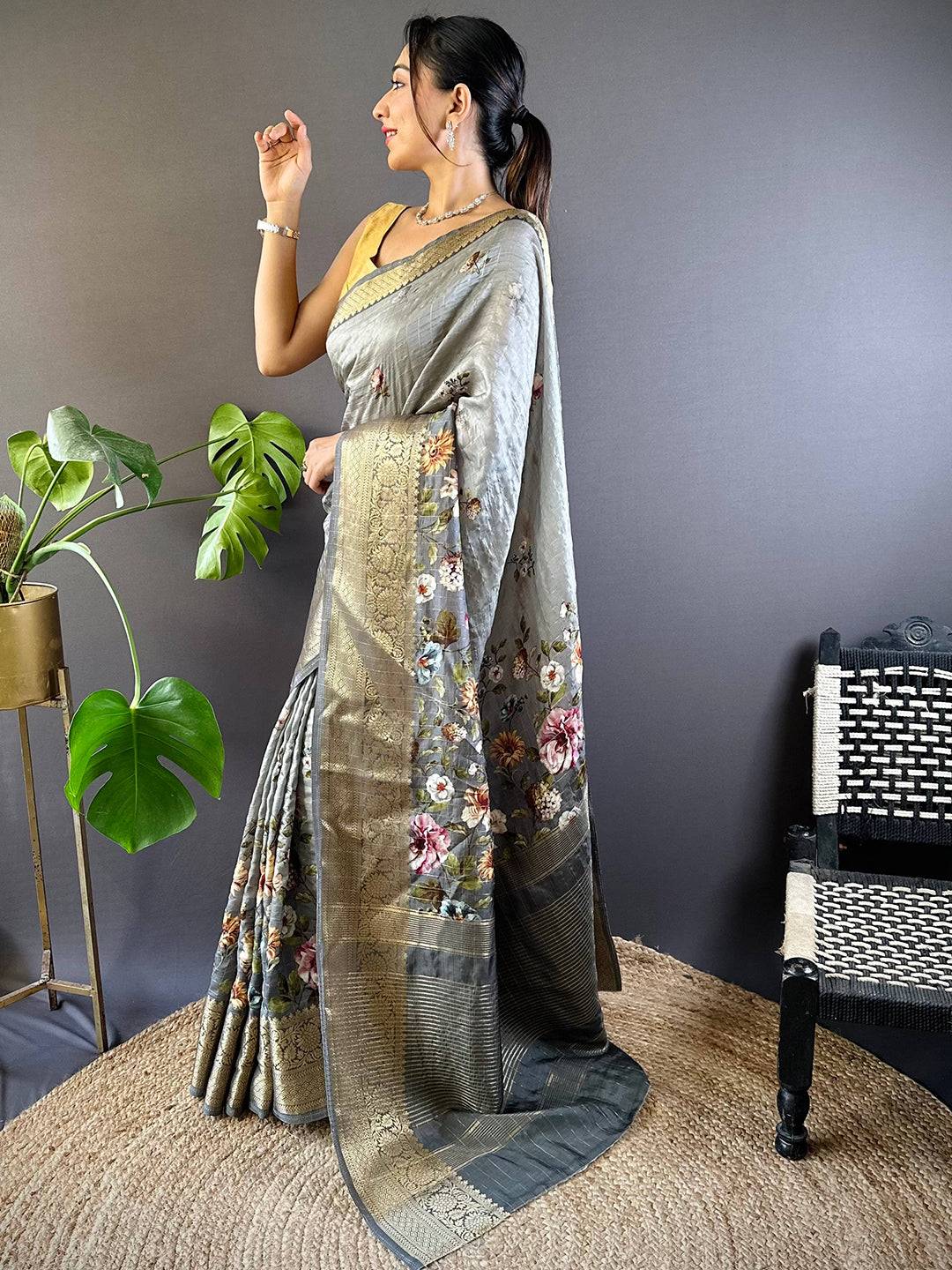 Grey Floral Zari Chex Saree