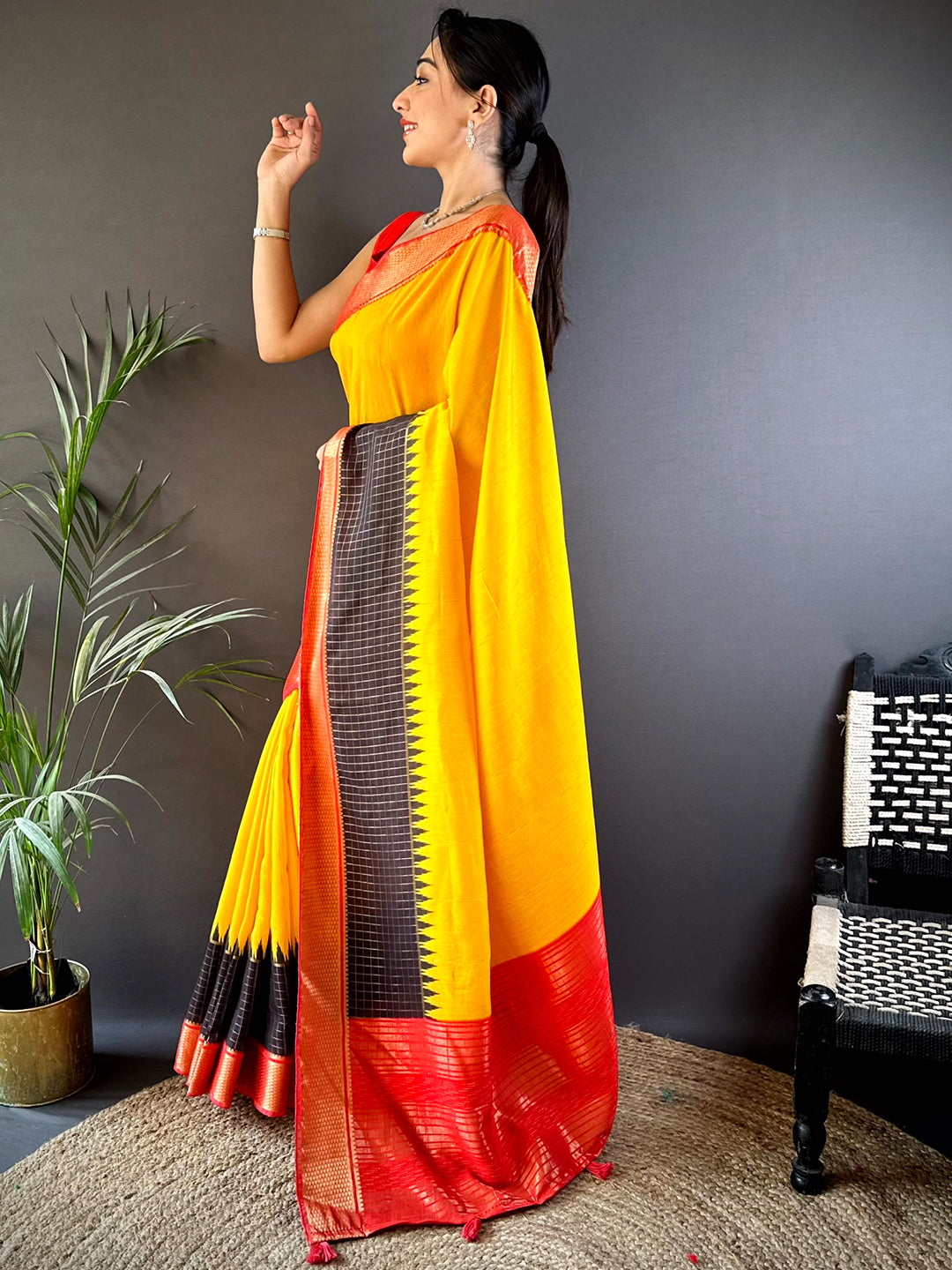 Yellow Zari Pallu Cotton Viscose Saree