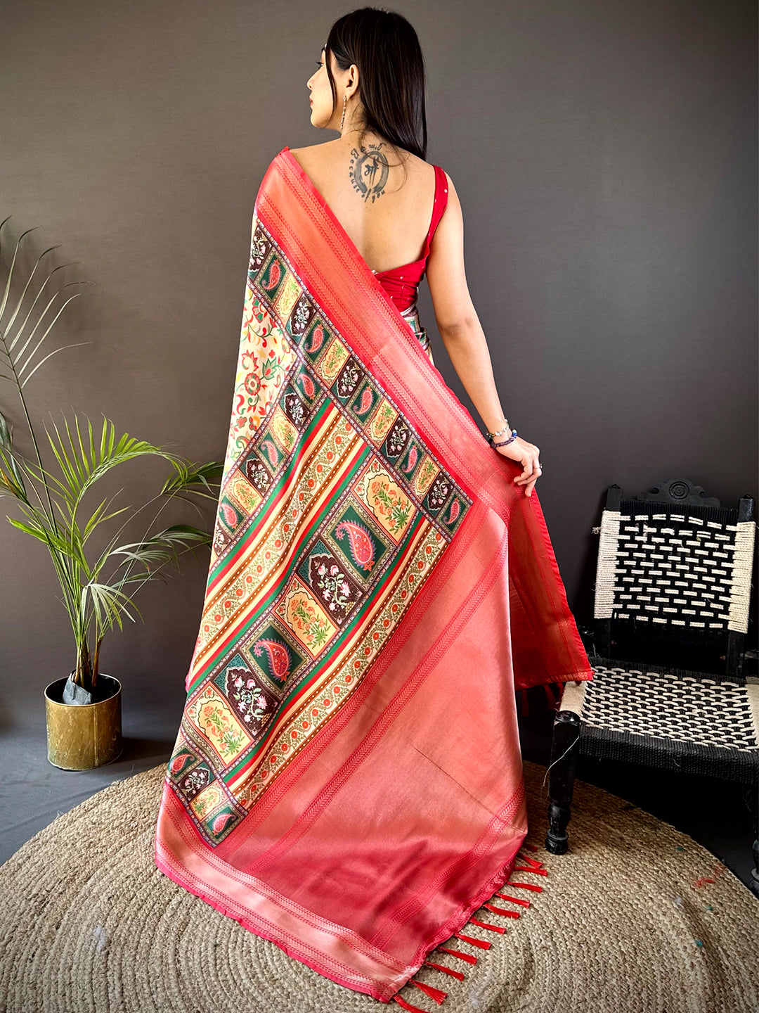 Cream Mughal Kalamkari Print Pashmina Saree