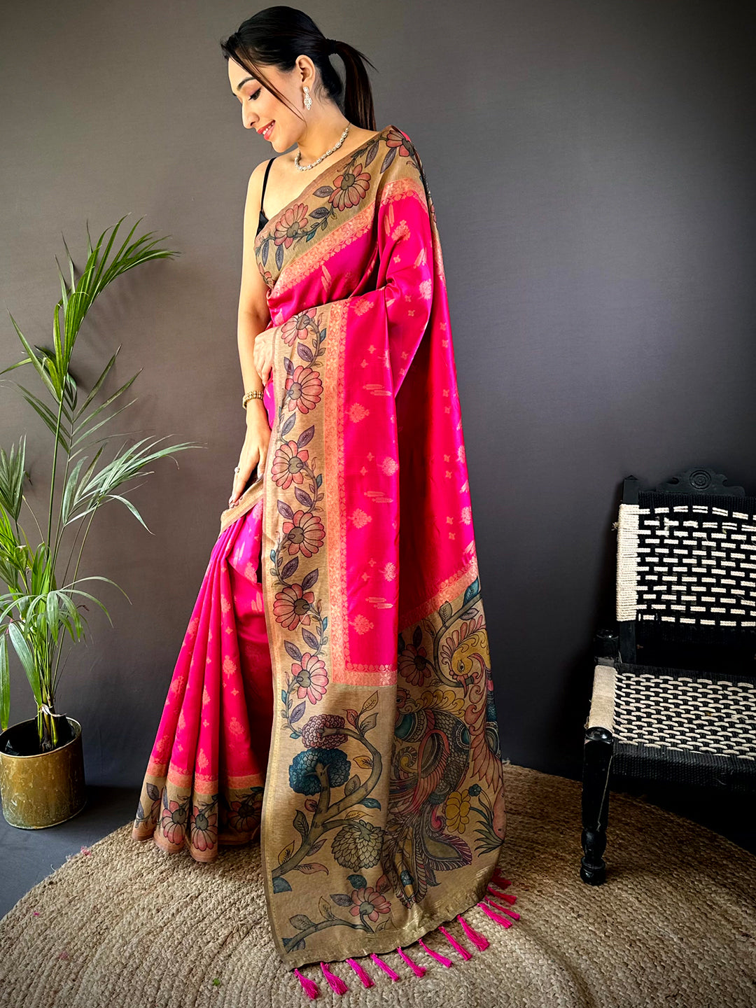 Pink Soft Silk Kalamkari Printed Pallu Saree