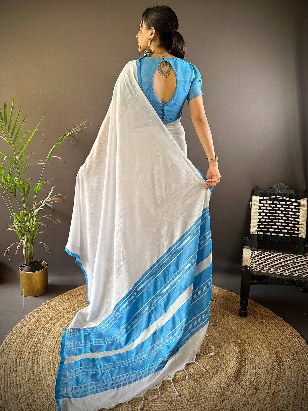 Bhagalpuri Linen Saree With Blue Small Patti