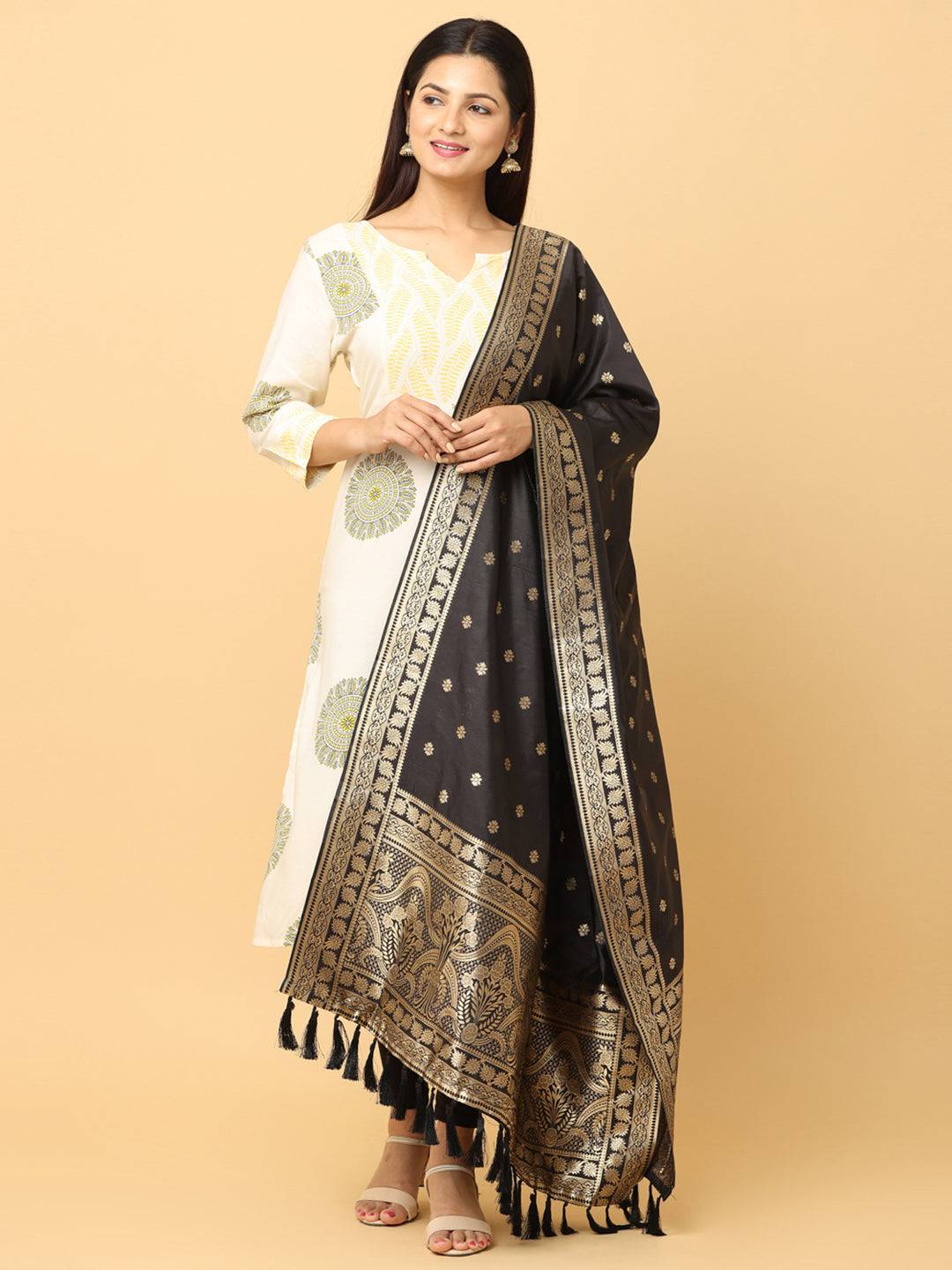 Woven Design Silk Blend Black Colour Dupatta