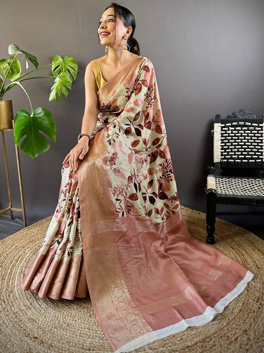 Leaf And Check Dusty Pink Viscose Saree