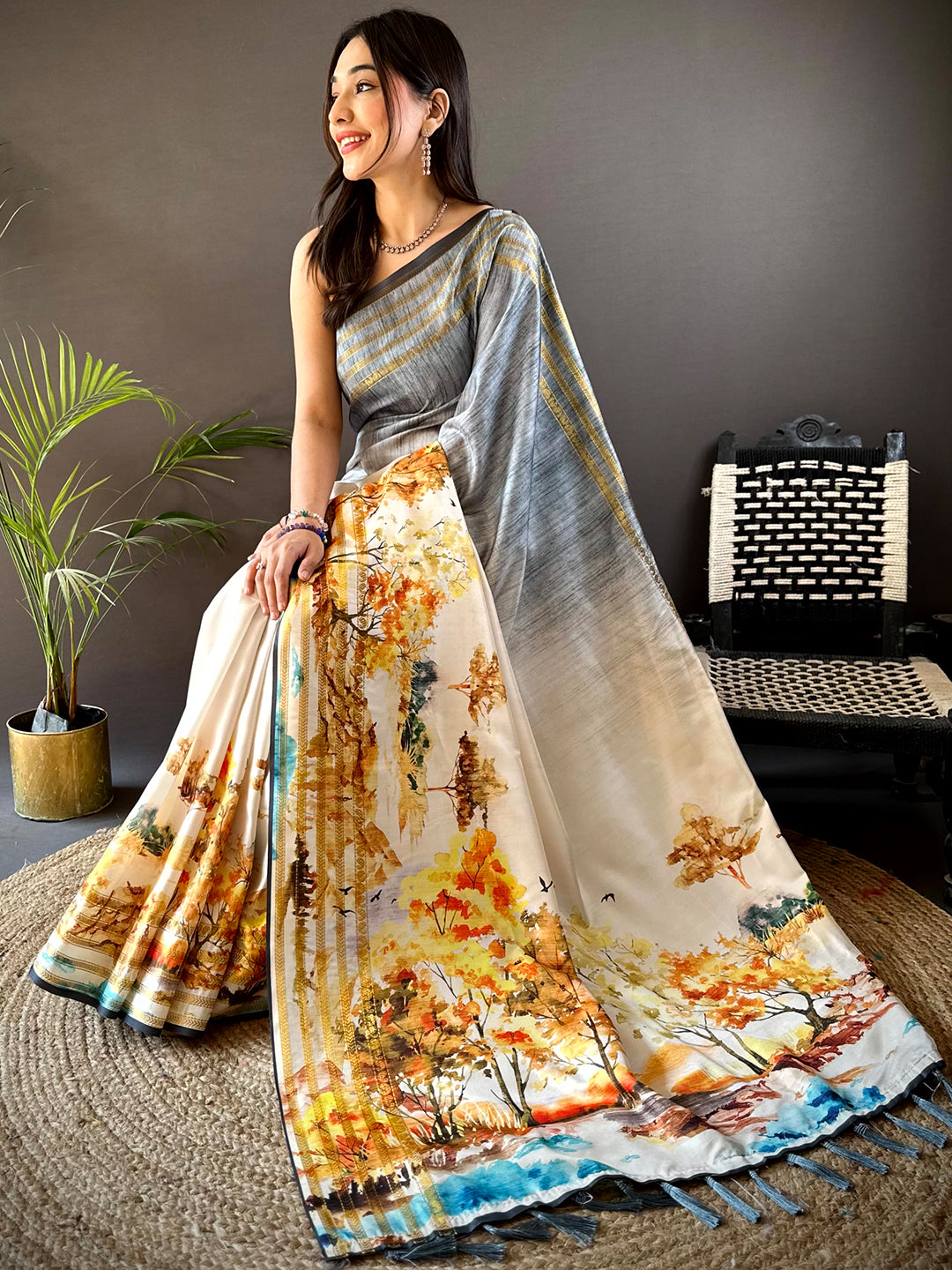 Grey Japanese Freehand Digital Print Saree