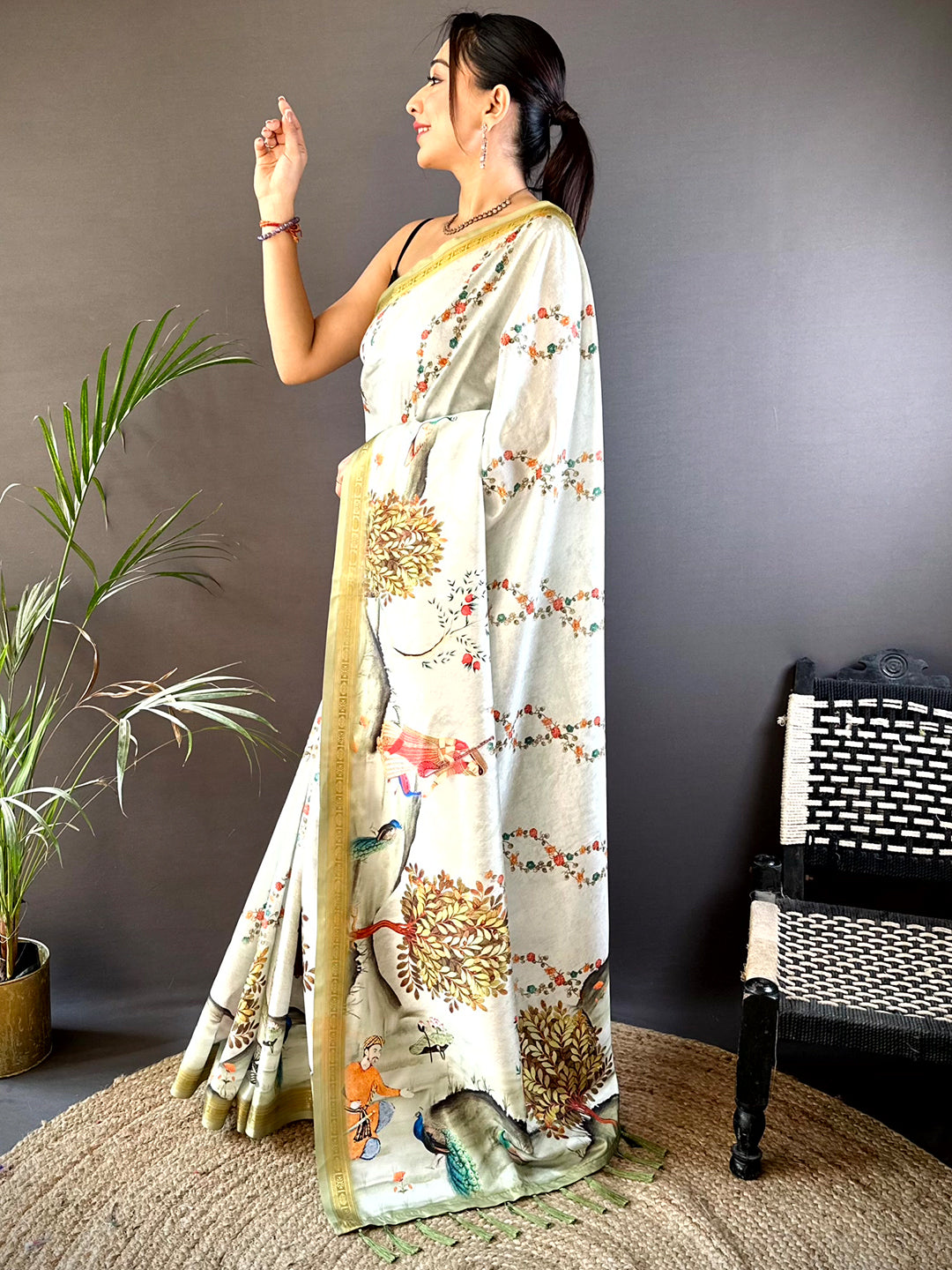 Green Soft Silk Bird Kalamkari Print Saree