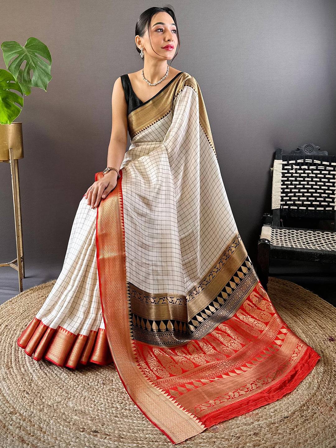 White Lily Viscose Dola Silk Saree