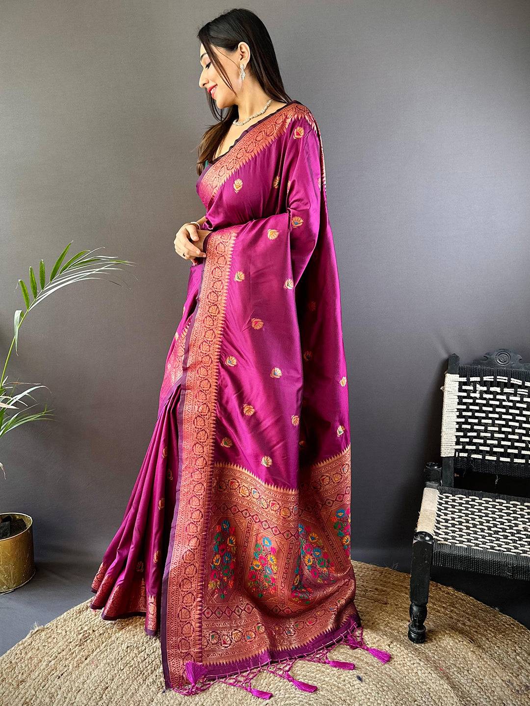 Pink Soft Silk Coppar Zari Weaving Saree