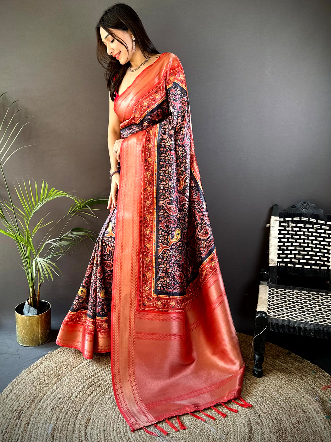 Black Mughal Kalamkari Print Pashmina Saree
