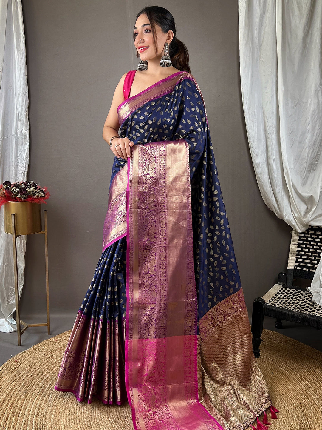 Stylish Banarasi Kanchi Zari Weaving Saree