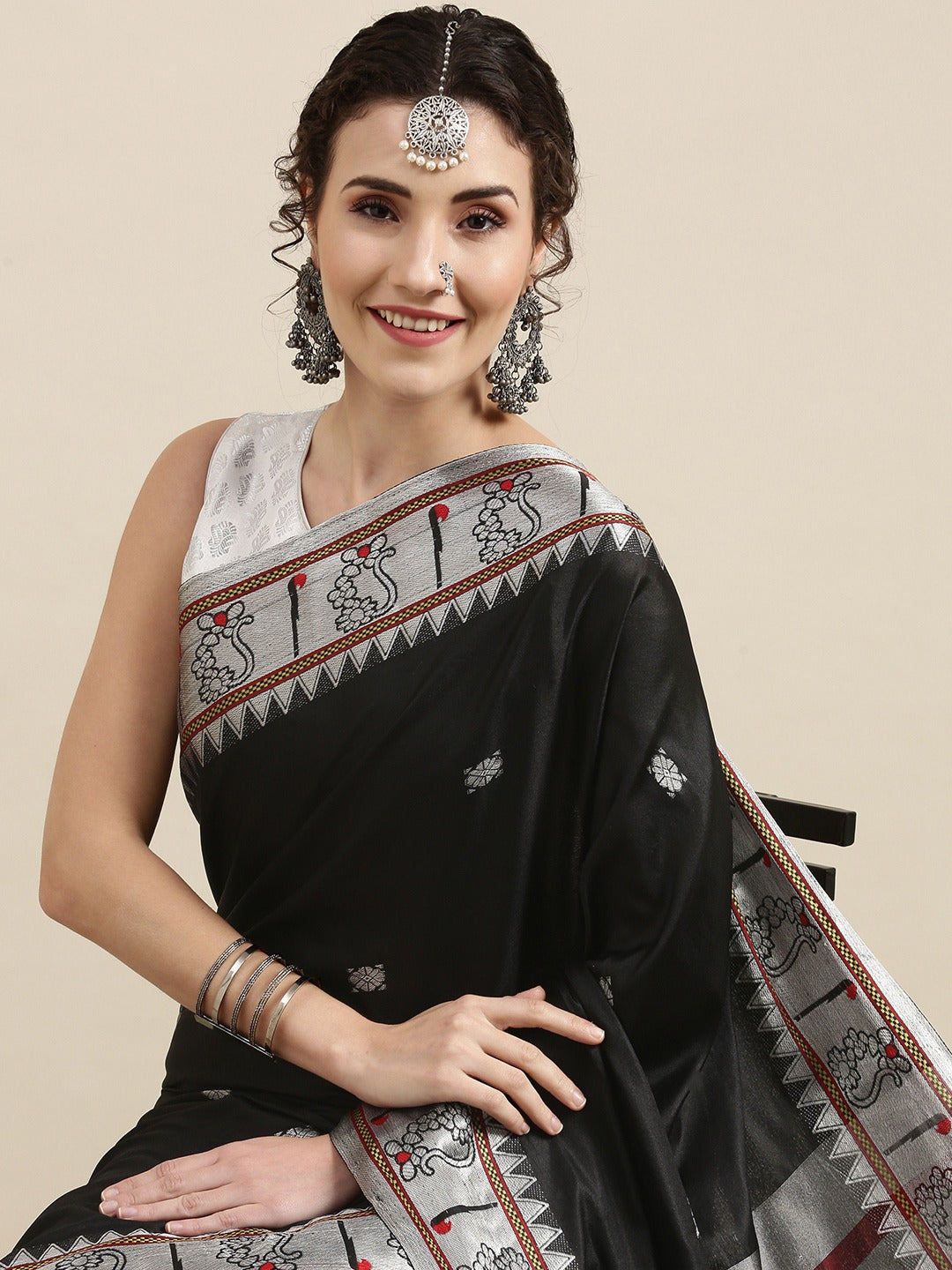 Beautiful Zari Silk Cotton Paithani Saree In Black Colour