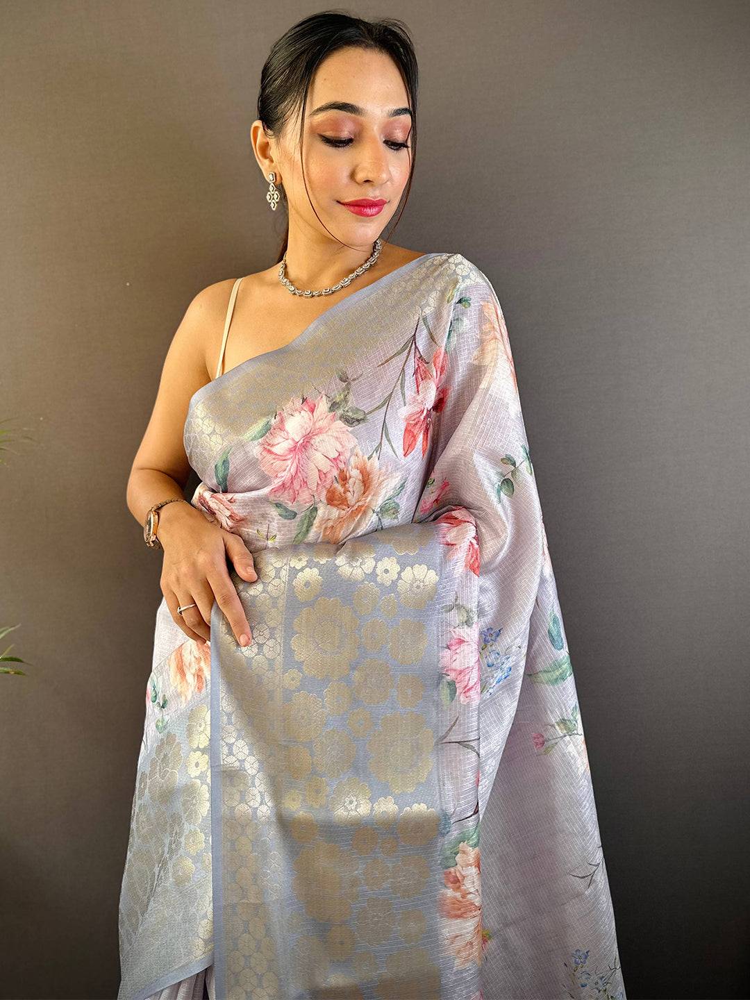 Grey Kota Doriya Zari Floral Kanchi Border Saree