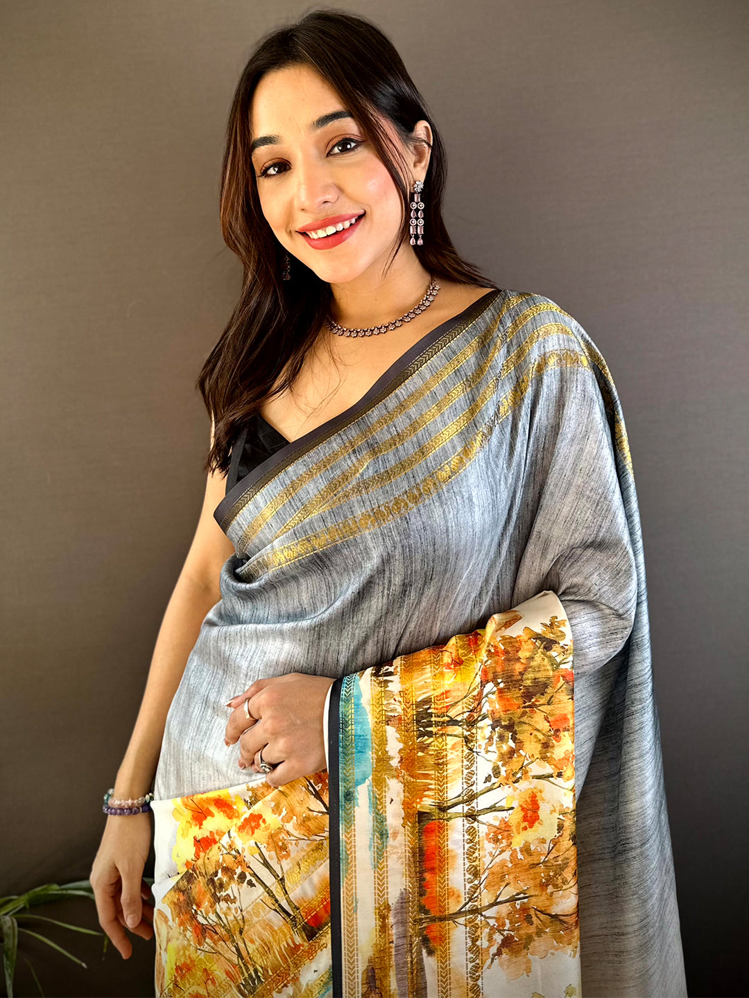 Grey Japanese Freehand Digital Print Saree