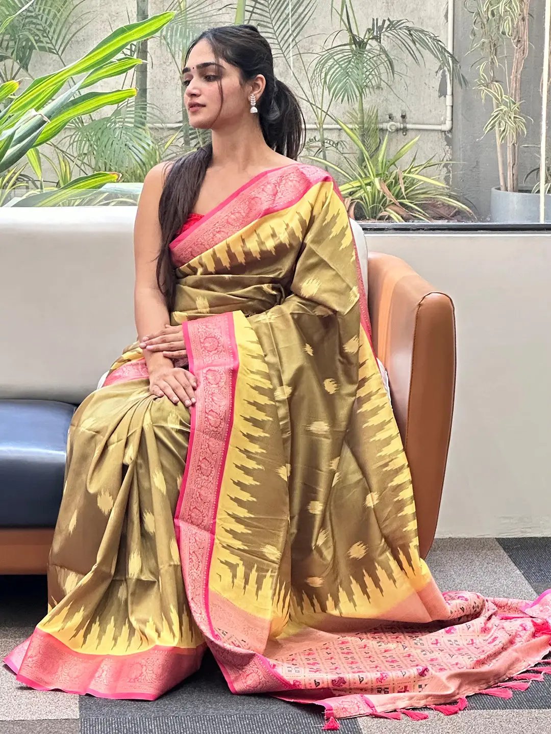 Chic Soft Silk Banarasi saree with Zari Patola Pallu