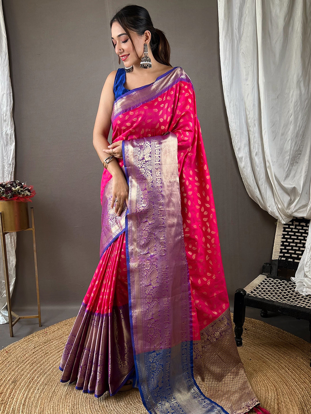 Trendy Banarasi Kanchi Zari Weaving Saree