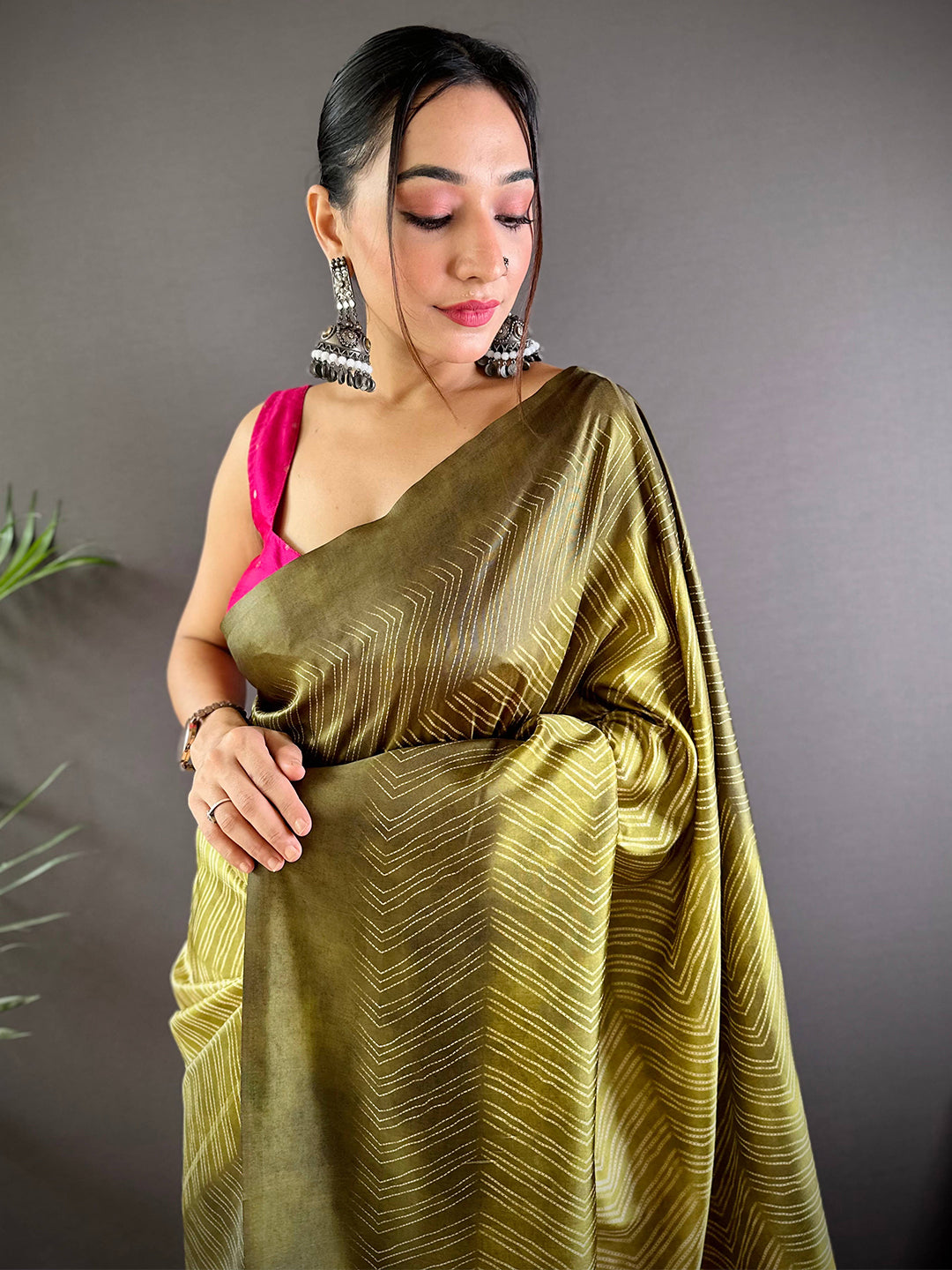 Olive Leheriya Gamthi Silk Sarees