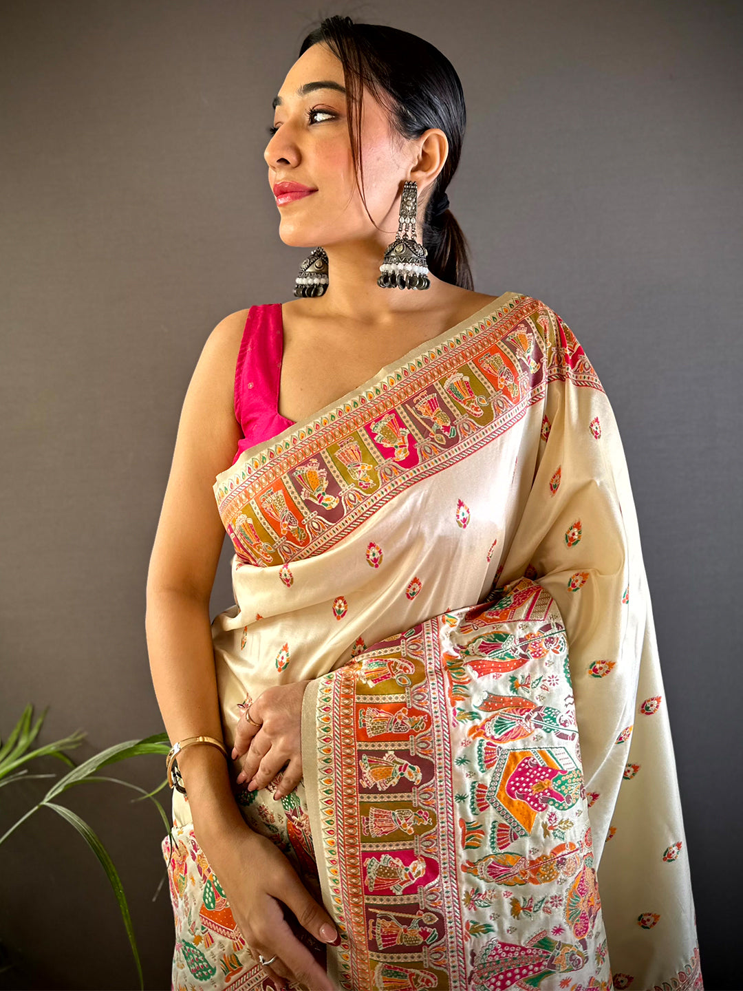 White Ethnic Motif Silk Blend Saree