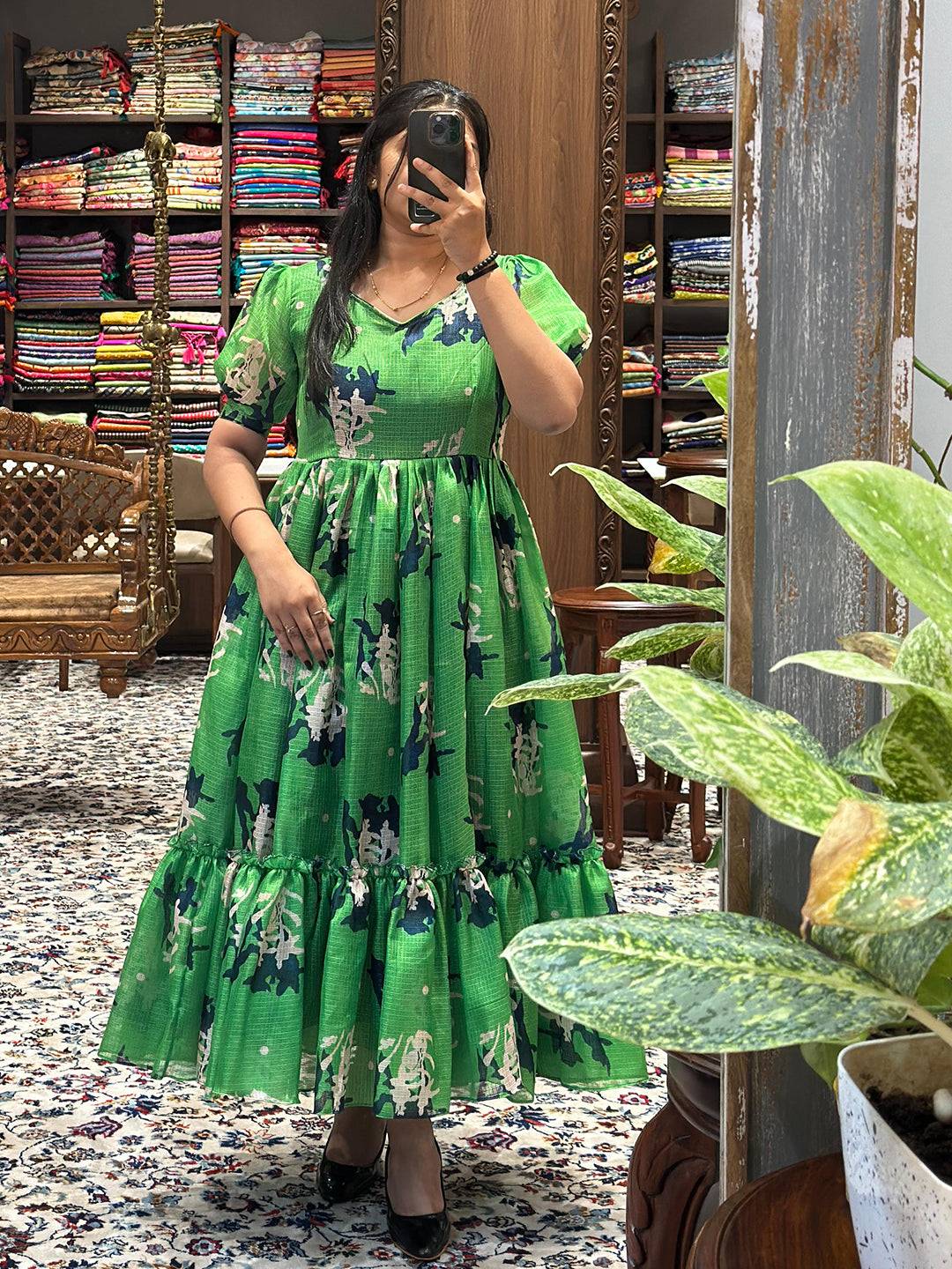 Charming Zinnia Green Abstract Midi Dress in boutique