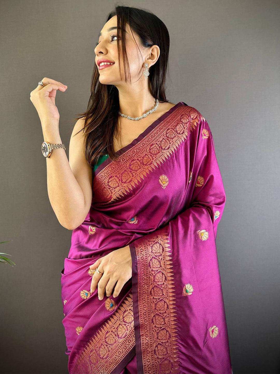 Pink Soft Silk Coppar Zari Weaving Saree