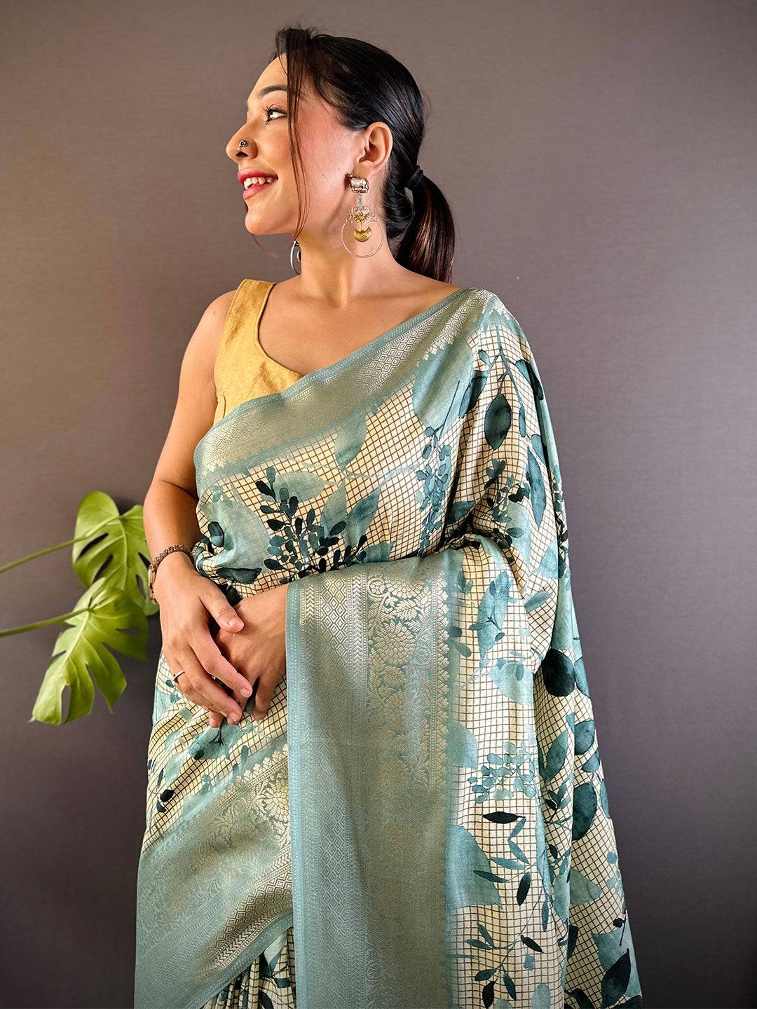 Leaf And Check Turquoise Viscose Saree