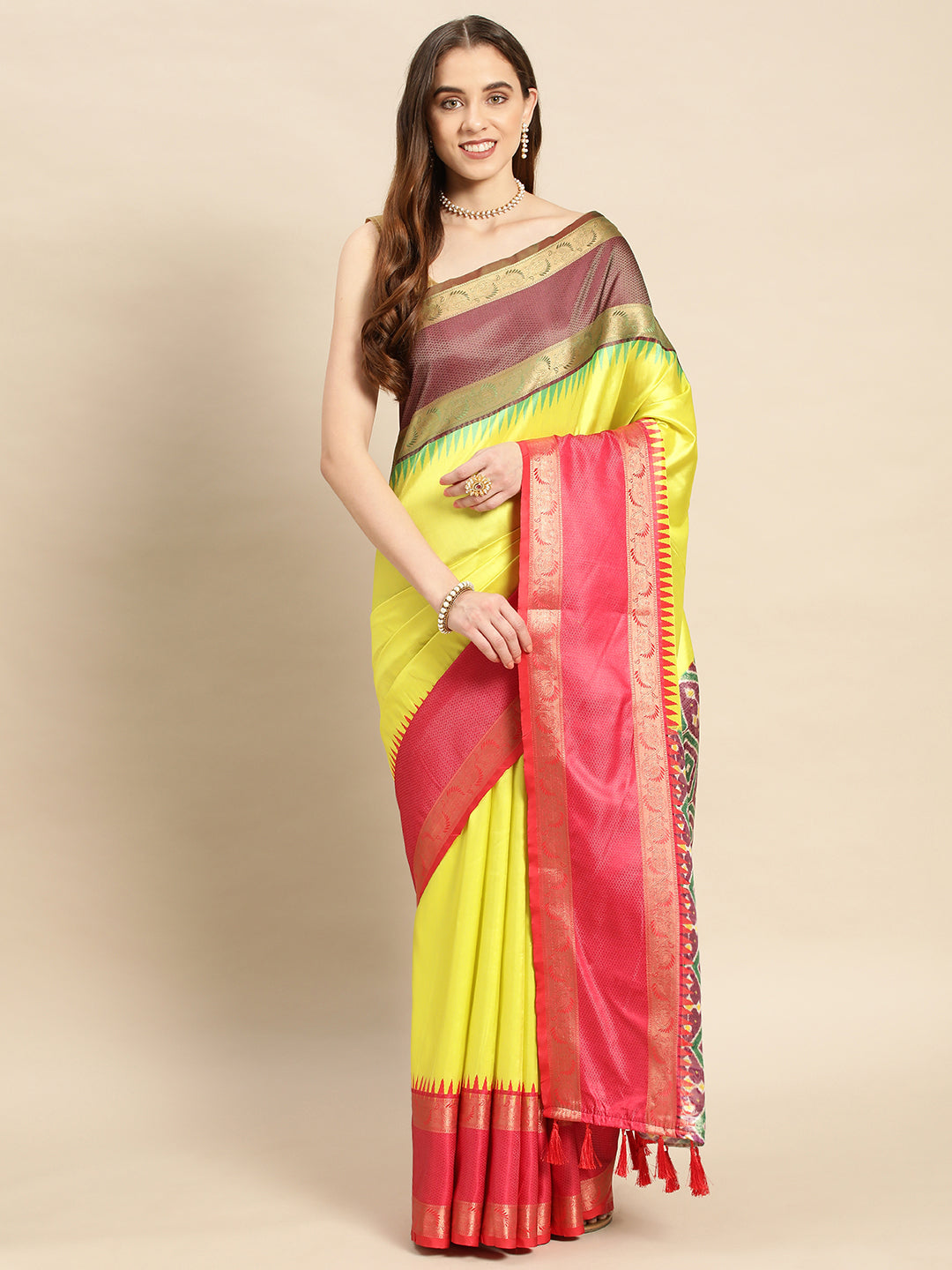 Ganga Jamuna Pattu Border Banarasi Soft Silk Saree